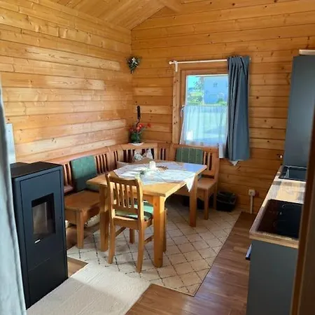 Cozy I Blockhuette Im Nationalpark I * ノイライヒェナウ